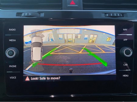 2018 Volkswagen Golf HIGHLINE 1.6 TDI MANUAL 5SPEED 5DR 115HP 5 €15,995 thumbnail