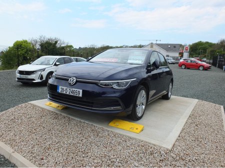 2021 Volkswagen Golf Style 2.0 150hp Auto €27,950