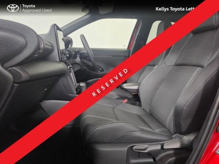 2025 Toyota Yaris Cross - thumbnail 6