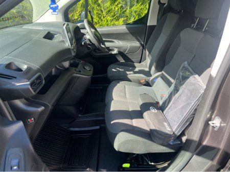 2023 Toyota Proace City 2023 ADVANCE LWB 1.5 130BHP AUTOMATIC 4DR €21,950