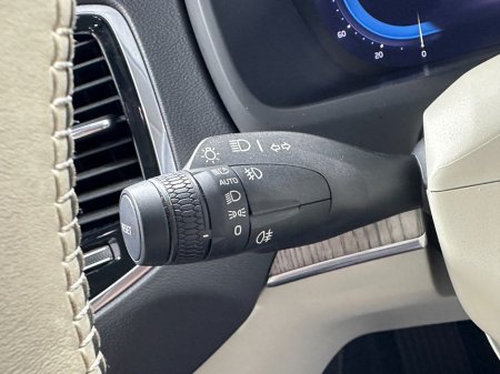 2023 Volvo XC90 T8 AWD Dark Theme €67,800 thumbnail