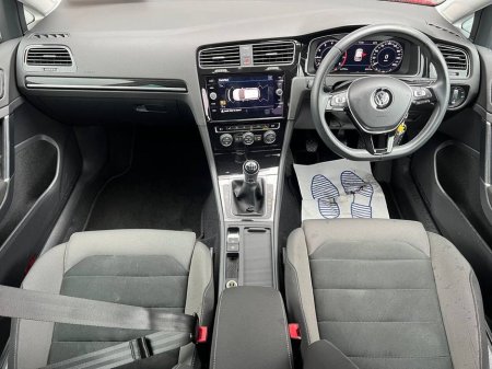 2018 Volkswagen Golf HIGHLINE R-LINE 1.0 TSI // 17" ALLOYS // APPLE CARPLAY/ANDROID AUTO // HEATED SEATS €18,900 thumbnail