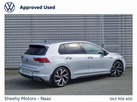 2024 Volkswagen Golf R-Line 2.0TDI, Rear Camera, Alloy Wheels, Winter Pack €39,495