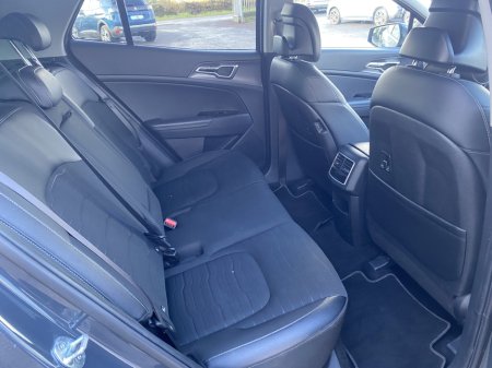 2022 Kia Sportage MANUAL 5DR €25,800 thumbnail