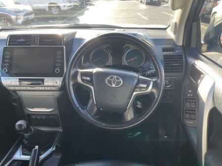 2022 Toyota Landcruiser LAND CRU CRUISER LWB C COMMERCIAL 4DR €38,572 thumbnail