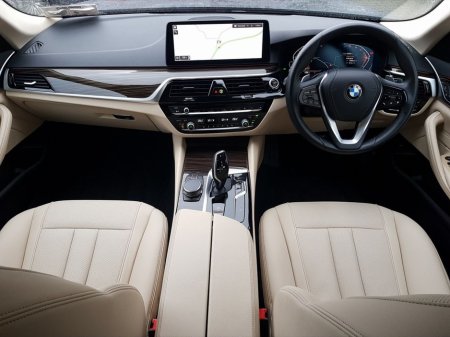 2023 BMW 5 Series 520d SE €46,995 thumbnail