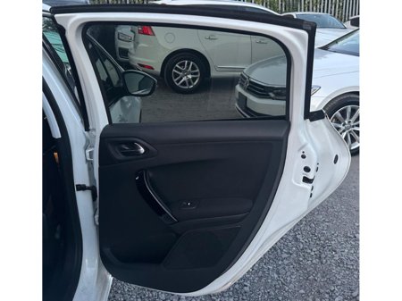 2017 Peugeot 208 1.2 Automatic Low Mileage (8577) €10,995 thumbnail