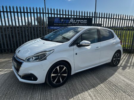 2018 Peugeot 208 - thumbnail 2