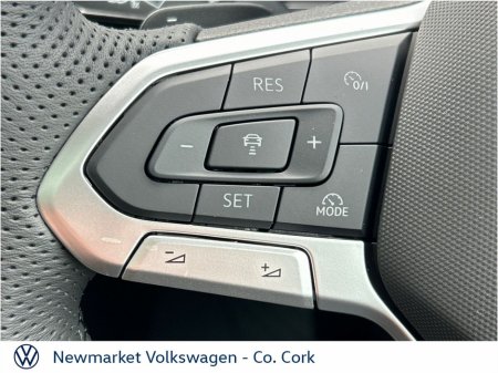 2026 Volkswagen Touareg - thumbnail 7