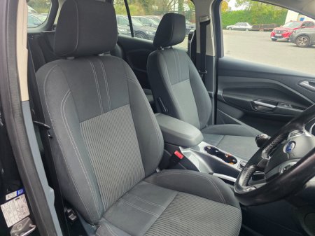 2015 Ford Grand C-Max 1.6 TDCI 95PS TITANIUM €6,250