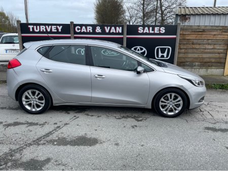 2012 Kia Ceed - thumbnail 3