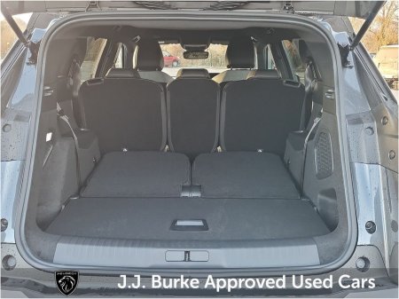 2026 Peugeot 5008 BEV 73kwh 210hp Allure thumbnail