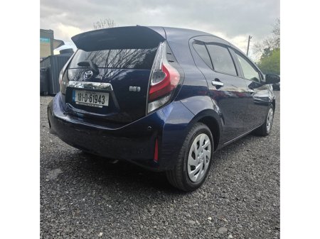 2018 Toyota Aqua - thumbnail 11