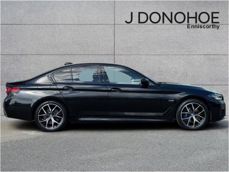 2023 BMW 5 Series - photo 3