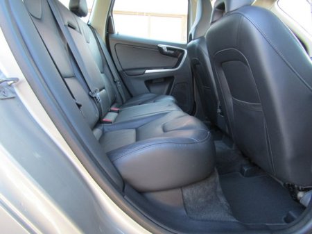 2014 Volvo XC60 - thumbnail 18