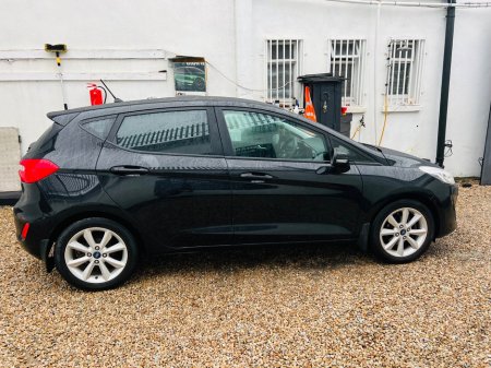 2017 Ford Fiesta 1.1L 70 PS Zetec €9,950 thumbnail