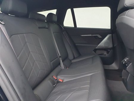 2025 BMW 5 Series - thumbnail 11