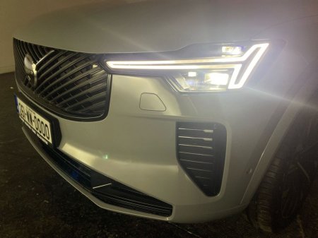 2026 Volvo XC90 - thumbnail 9