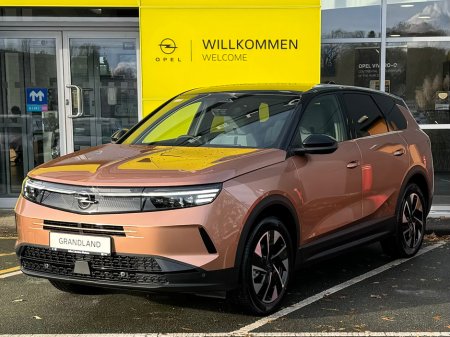 2026 Opel Grandland GS | 1.2 MHEV €46,895