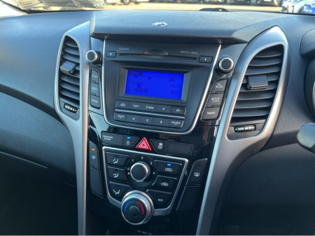 2015 Hyundai i30 - thumbnail 17