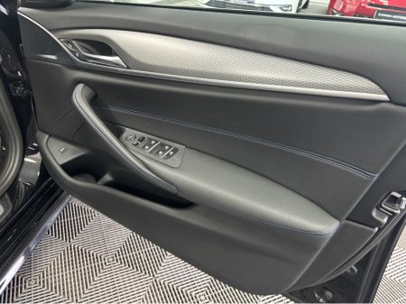 2020 BMW 5 Series - thumbnail 6