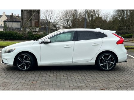 2013 Volvo V40 40 SERIES 2.0 D3 R-DESIGN NAV 150BHP 5DR thumbnail