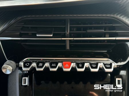 2022 Peugeot 2008 1.2 Petrol Allure 100BHP €23,450 thumbnail