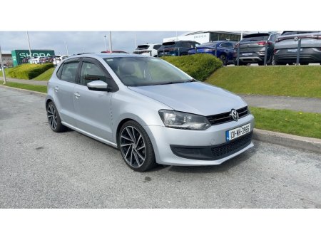 2013 Volkswagen Polo - €9,195
