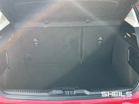 2021 Ford Focus - thumbnail 9