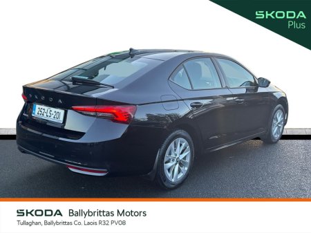 2025 Skoda Octavia Selection 2.0TDI 115HP €33,750