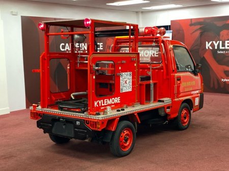 2001 Subaru Sambar VERY LOW MILEAGE - MINIATURE JAPANESE FIRE TRUCK/EMERGENCY RESPONSE VEHICLE €14,950