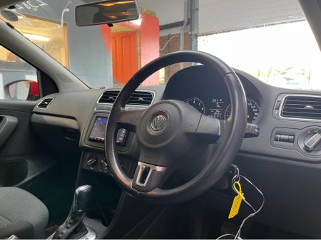 2013 Volkswagen Polo - thumbnail 8