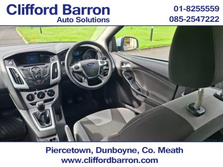 2012 Ford Focus - thumbnail 13