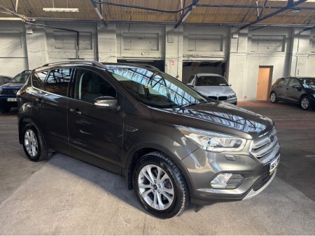 2019 Ford Kuga - thumbnail 1
