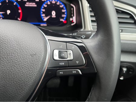 2021 Volkswagen T-Roc STYLE AUTOMATIC 2.0 DIESEL //LOW MILES//REVERSE CAMERA//KEYLESS ENTRY//ADAPTIVE CRUISE CONTROL// €25,950 thumbnail