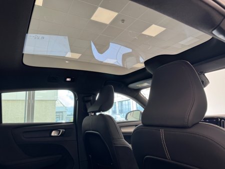 2026 Volvo EC40 - thumbnail 7