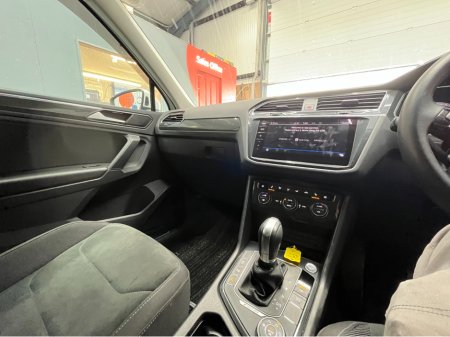 2019 Volkswagen Tiguan - thumbnail 18