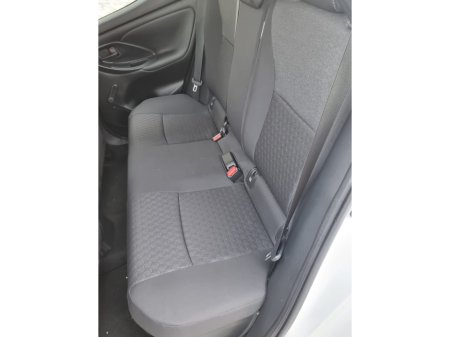 2024 Toyota Yaris - thumbnail 23