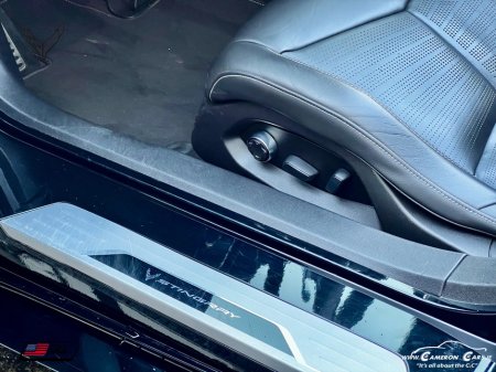 2020 Chevrolet Corvette STINGRAY C8 Z51 PERFORMANCE PACK 3LT €99,950 thumbnail