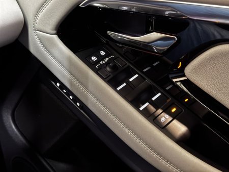 2022 Land Rover Range Rover Evoque Evoque 1.5 309PS Phev R-dynam #37 thumbnail