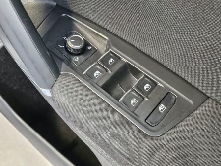 2021 Volkswagen Tiguan 2.0 TDI 150HP Comfortline DSG €34,950 thumbnail