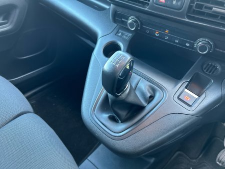 2021 Opel Combo - thumbnail 13