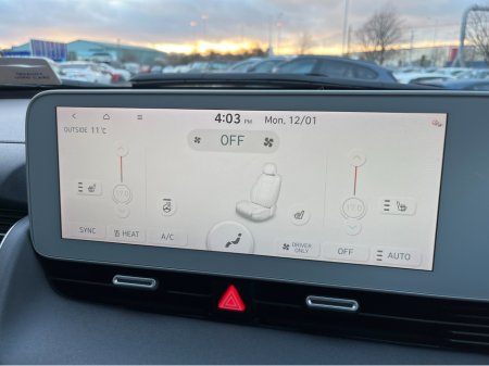 2023 Hyundai Ioniq 5 EXECUTIVE 58KW //HEATED SEATS AND STEERING WHEEL//ADAPTIVE CRUISE CONTROL//WIRELESS PHONE CHARGING// €24,950 thumbnail