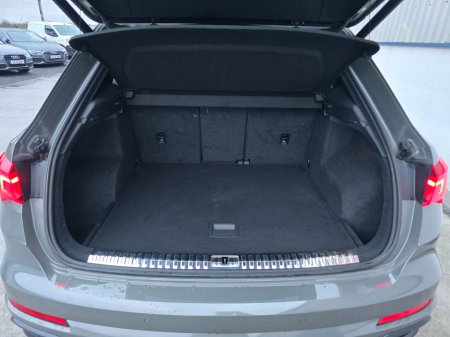 2019 Audi Q3 - thumbnail 21