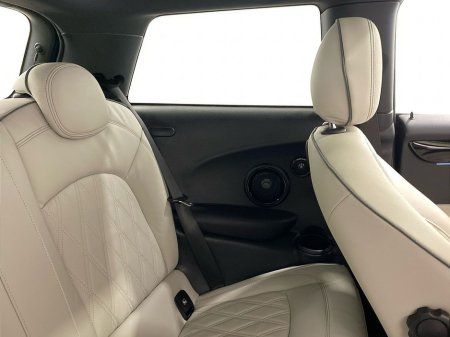 2023 MINI Hatch Electric Level 3 thumbnail