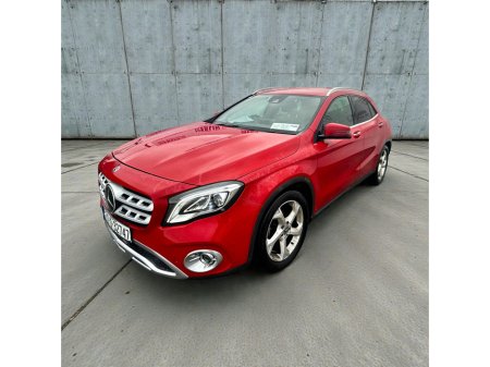 2017 Mercedes-Benz GLA Class GLA 180 STYLE €19,888 thumbnail