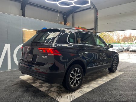 2019 Volkswagen Tiguan €24950! 2019 VOLKSWAGEN TIGUAN 2.0 TDI AUTOMATIC 4MOTION COMFORT 2.0 AUTOMATIC / CRUISE CONTROL / REVERSE CAMERA €24,950 thumbnail