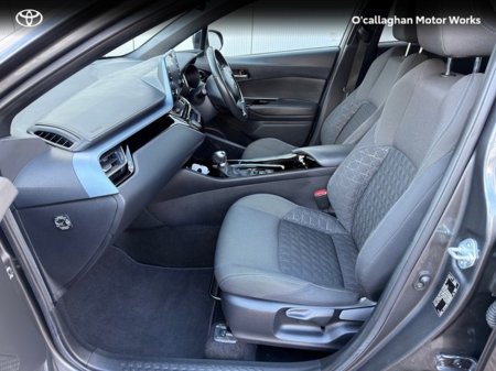 2021 Toyota C-HR - thumbnail 11