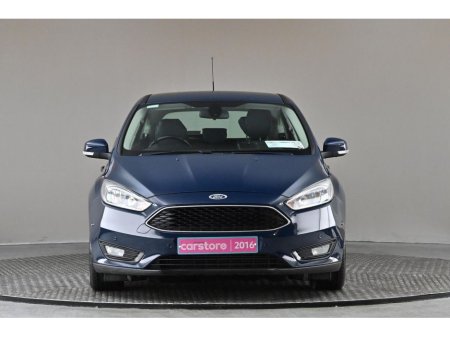 2016 Ford Focus - thumbnail 2