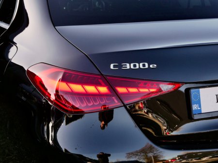 2025 Mercedes-Benz C Class C 300 e PHEV AMG Line Premium Auto €59,950 thumbnail